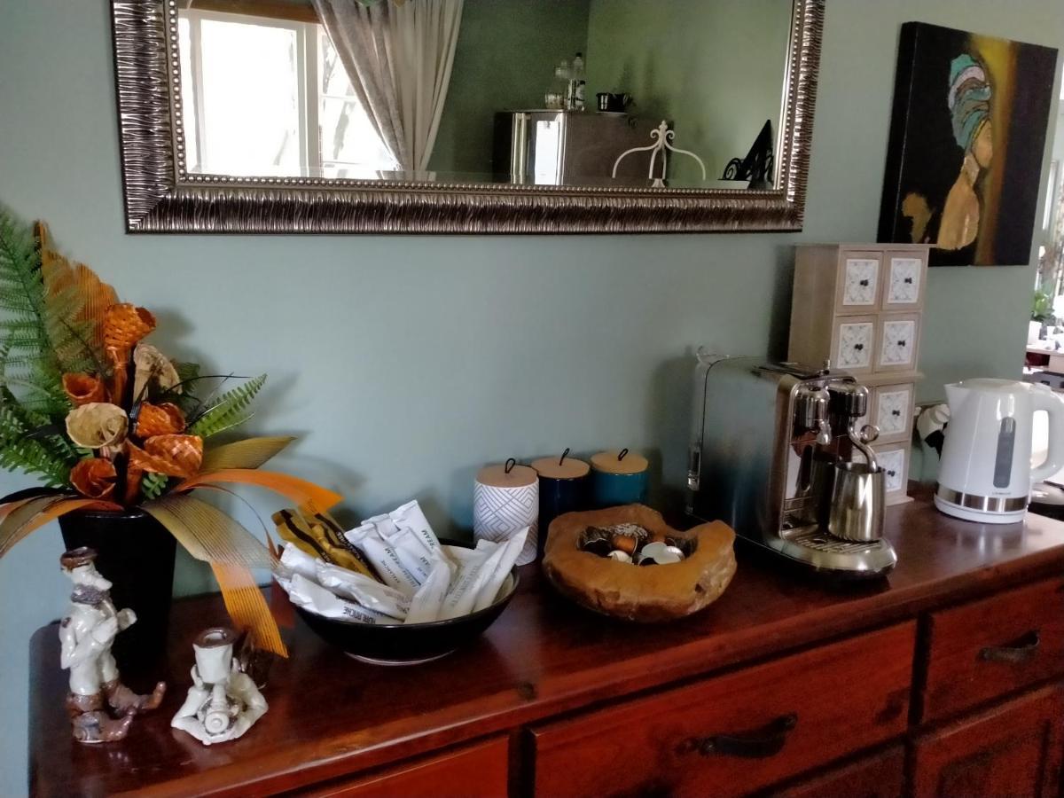 Amberly House Rotorua Bed & Breakfast エクステリア 写真
