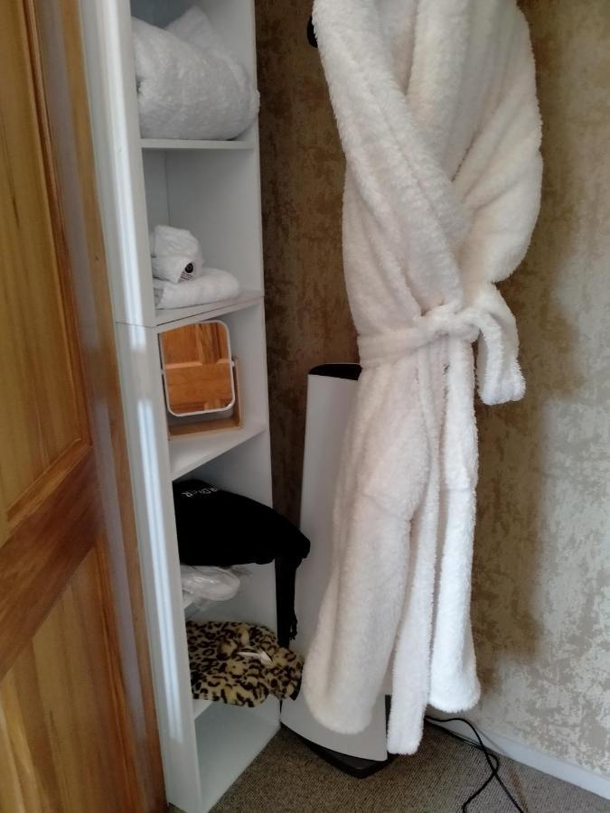 Amberly House Rotorua Bed & Breakfast エクステリア 写真