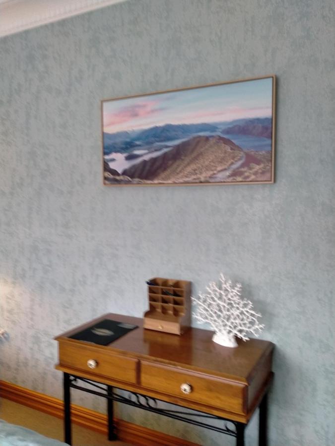 Amberly House Rotorua Bed & Breakfast エクステリア 写真